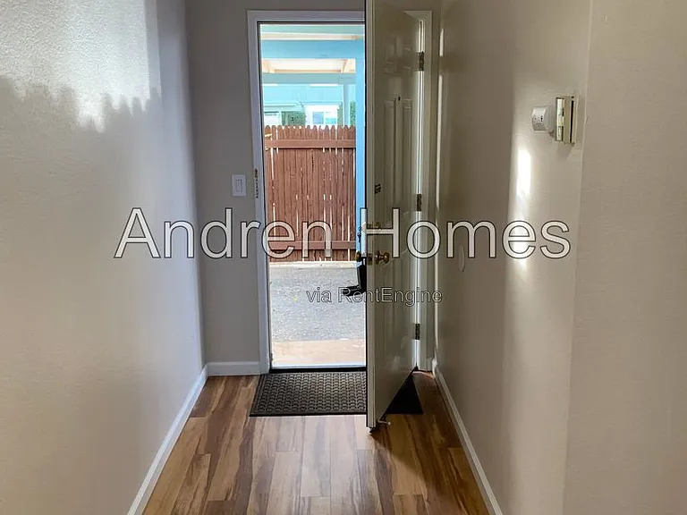 150 Sea Ridge Ct #2 — Photo 10