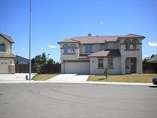 1st image of 2933 Mount Maclure Dr