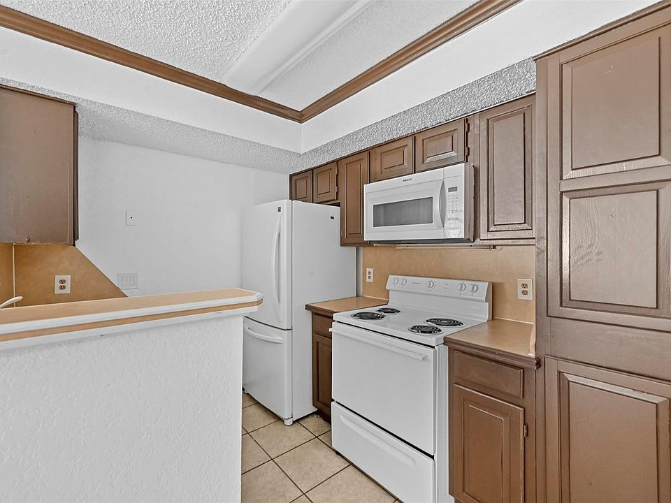 1st image of 2314 Bamboo Dr APT I103