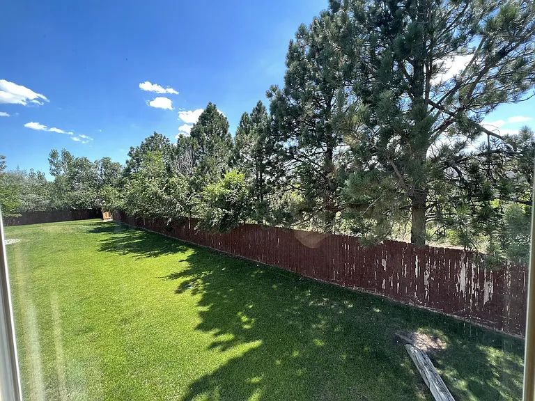 1331 Firefly Cir — Photo 3