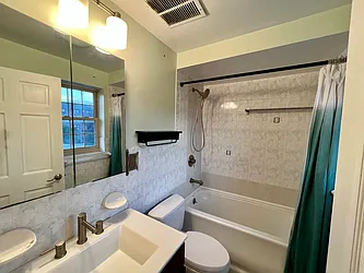 Rented by Nest Seekers International