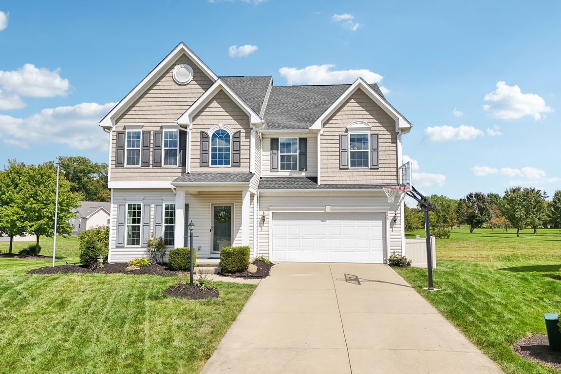 Overton Dr-S0309-001.jpg