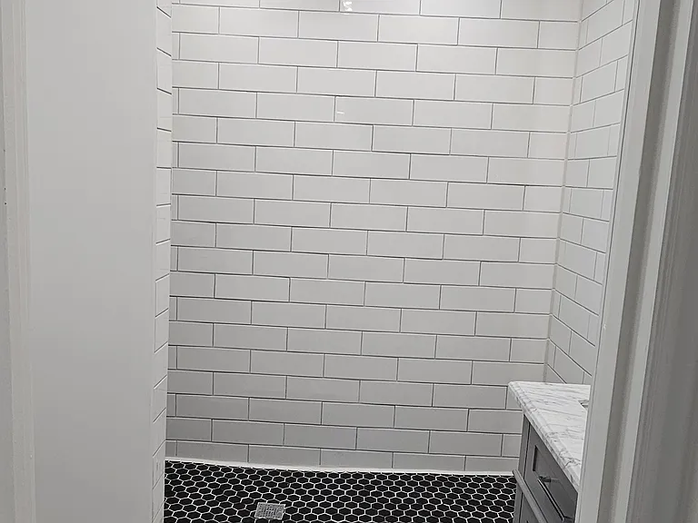 11712 S Harding Ave — Photo 4