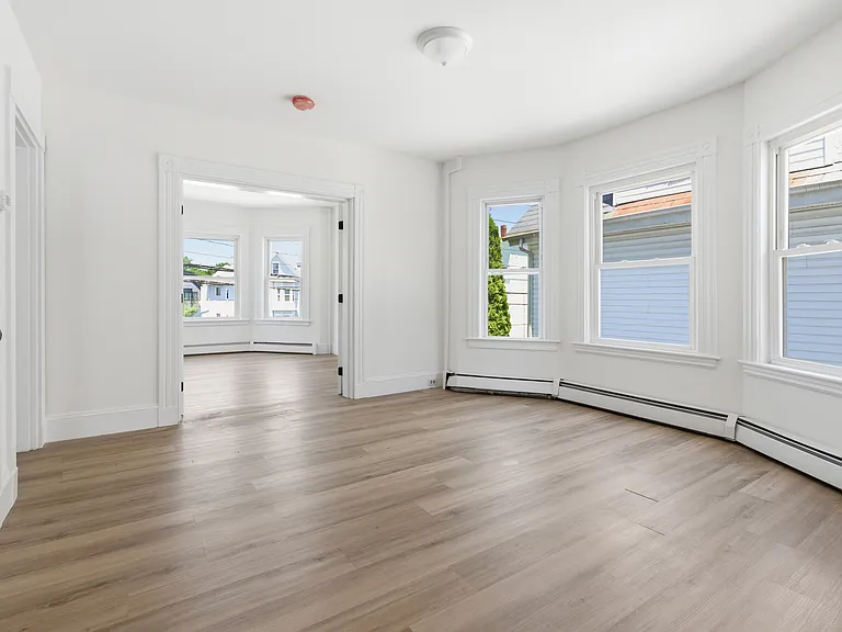 40 Concord Ave #1 — Photo 5