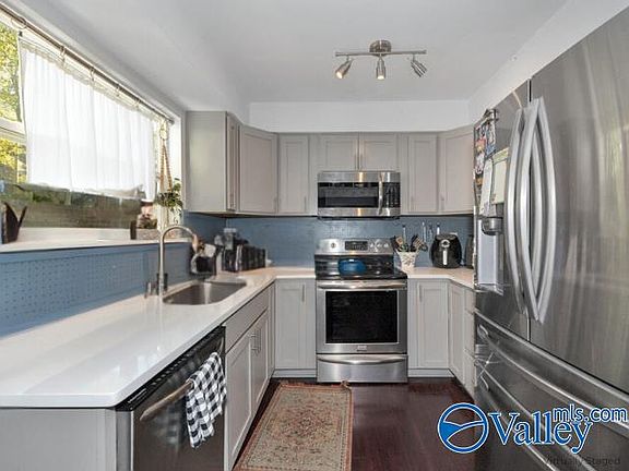 4th image of 1124 Julia St NW