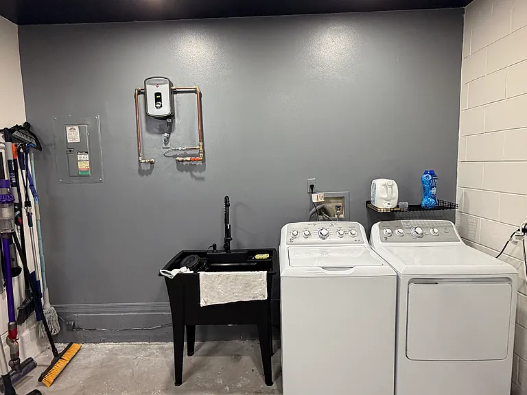 8722 Village Green Blvd — Photo 17