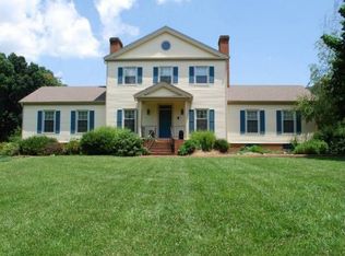 78 Gloucester Ct, Troutville, VA 24175