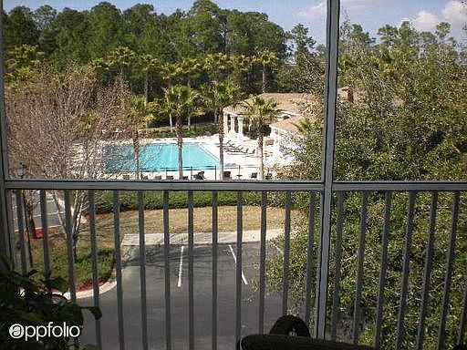 2nd image of 10550 Baymeadows Rd Unit 126