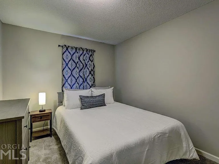 7271 Crestside Dr — Photo 14