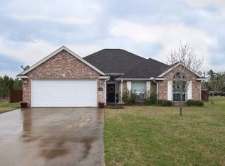 110 Bob Ln, Kountze, TX 77625