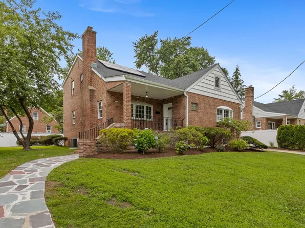 165 Clunie Avenue, Yonkers, NY 10703