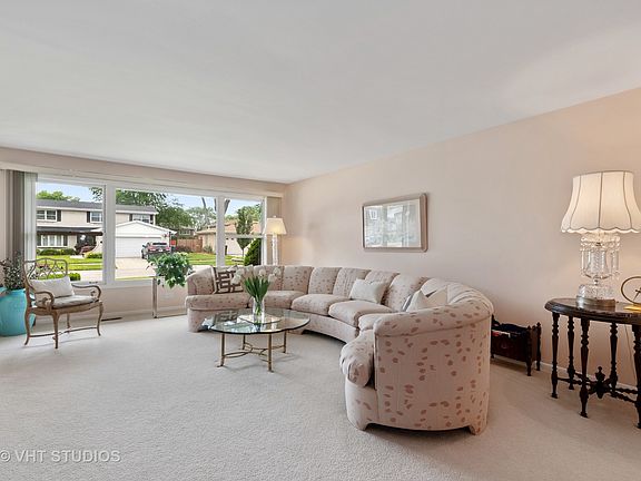 2nd image of 6923 N Minnetonka Ave
