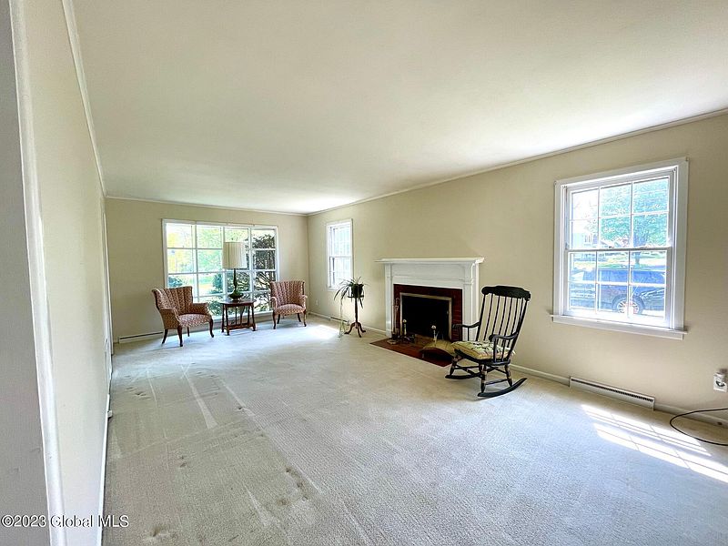 5th image of 178 Sanford Street