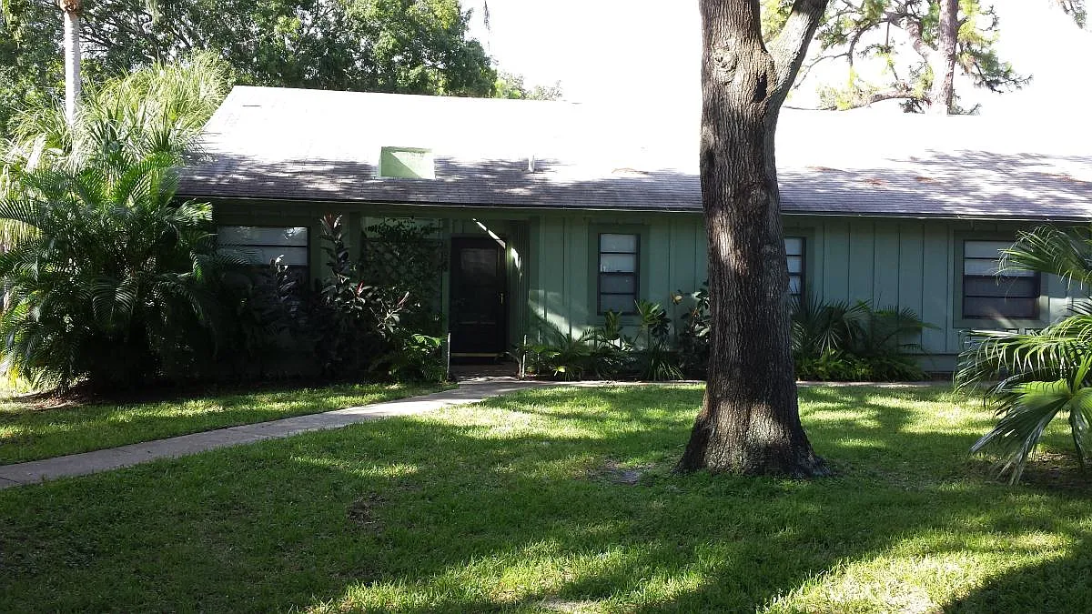 5023 Barrington Circle — Photo 2