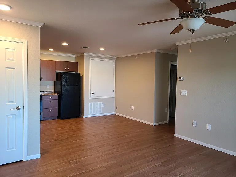 Grandview Meadows — Photo 8
