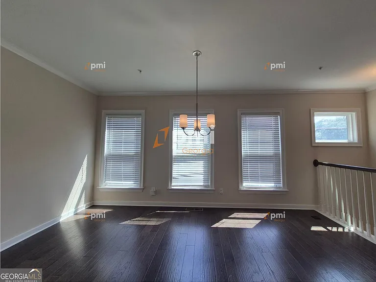 1807 Brandsford Ln NW — Photo 3