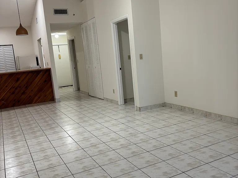 12331 SW 148th Ter — Photo 7