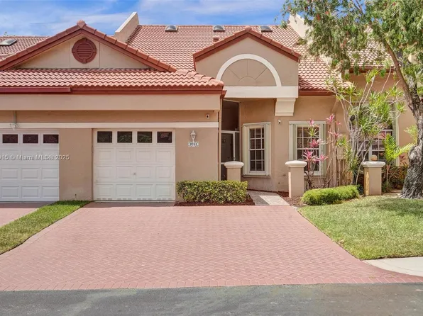 9751 Malvern Dr, Fort Lauderdale, FL 33321