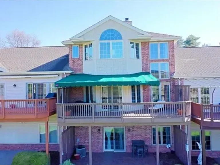 162 Fairway Landings Dr — Photo 2