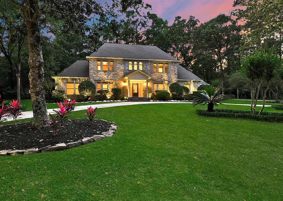 1st image of 2419 Lake Village Dr