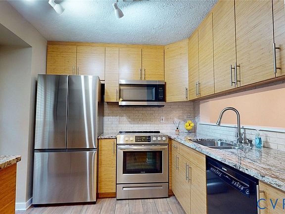 5th image of 12111 Shore View Dr