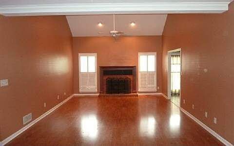 2nd image of 1393 Cedar Dr