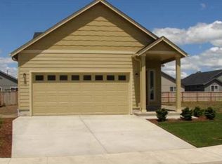 156 Taylor Pl, Cottage Grove, OR 97424