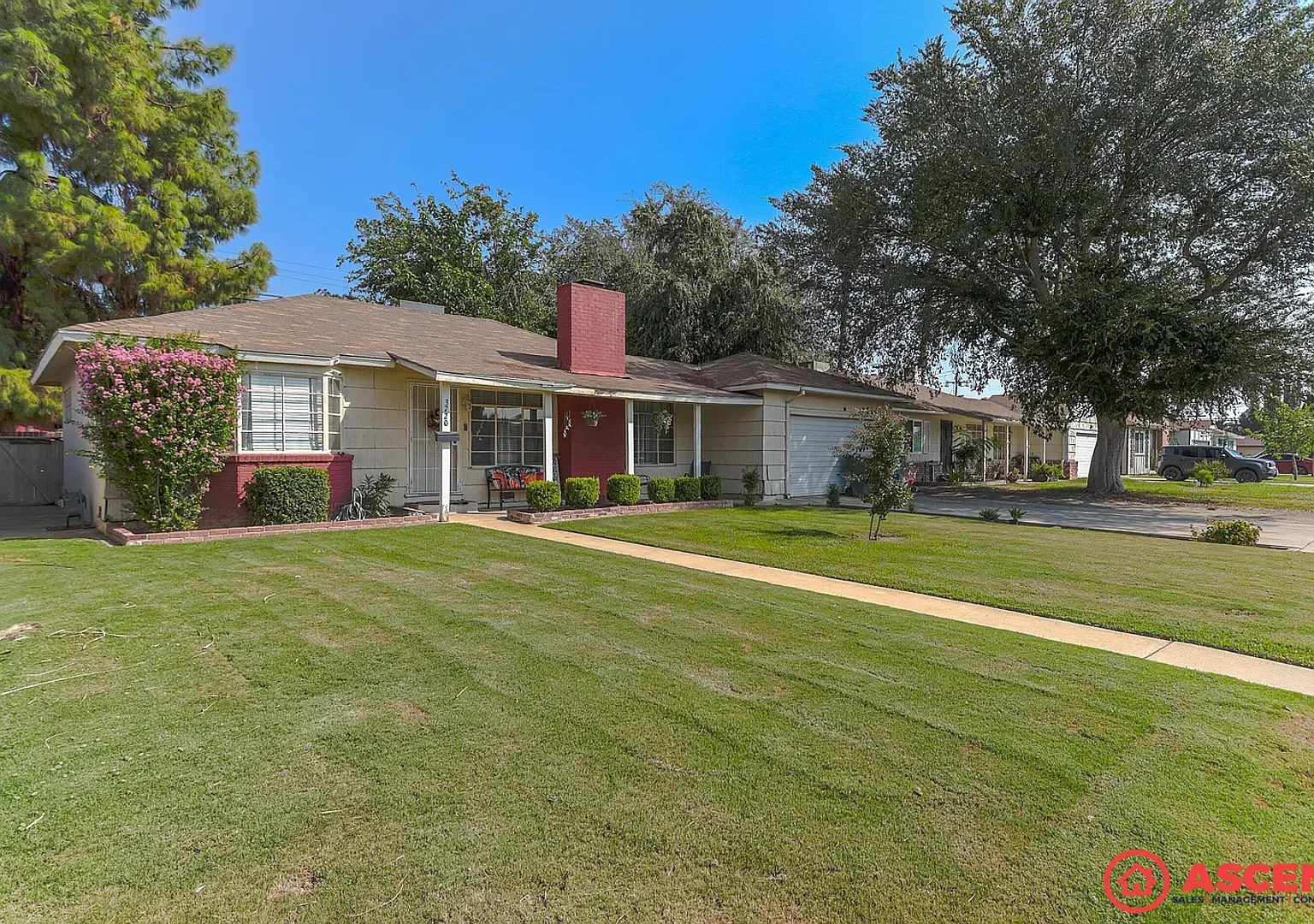 3720 Apache Ave — Photo 2