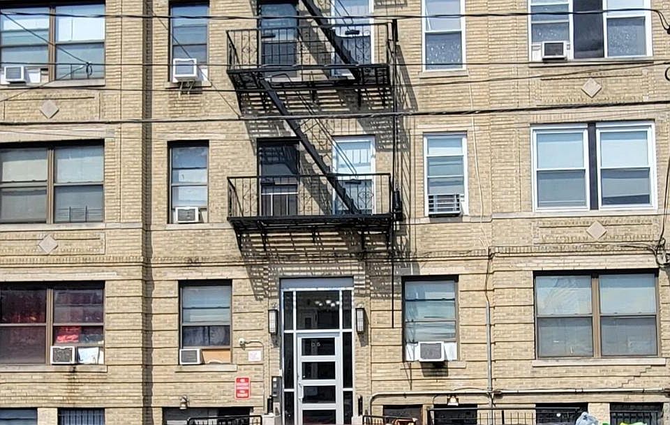 2nd image of 13-15 Olean Ave #B100