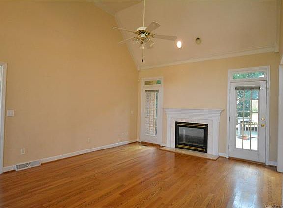 2nd image of 2351 Sanderling Dr