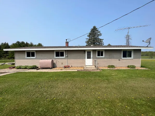 1526 Main Rd, Washington Island, WI 54246