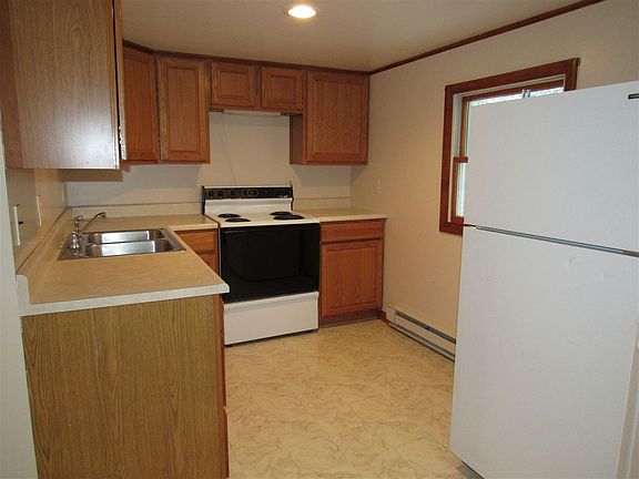 3rd image of 54 Stoughton Ave