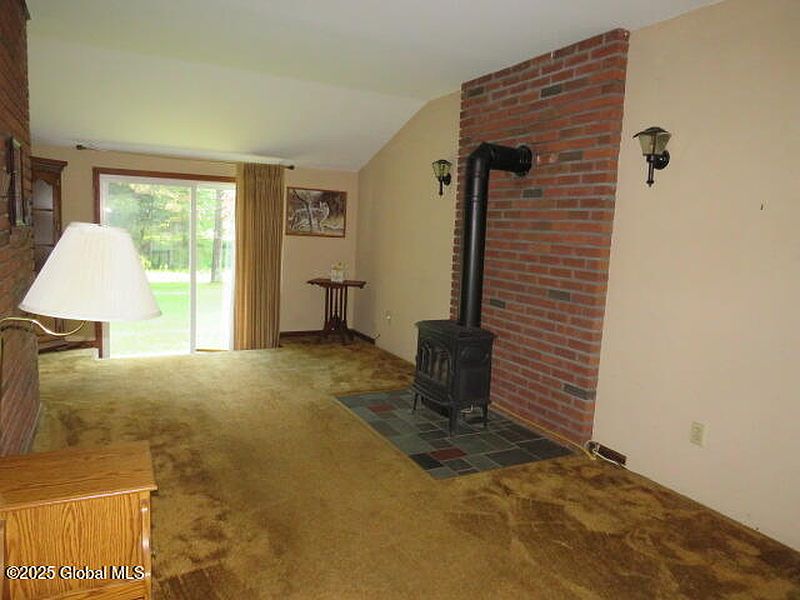 3rd image of 183 Van Buren Road