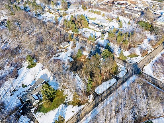 5th image of 7959 Battles Rd