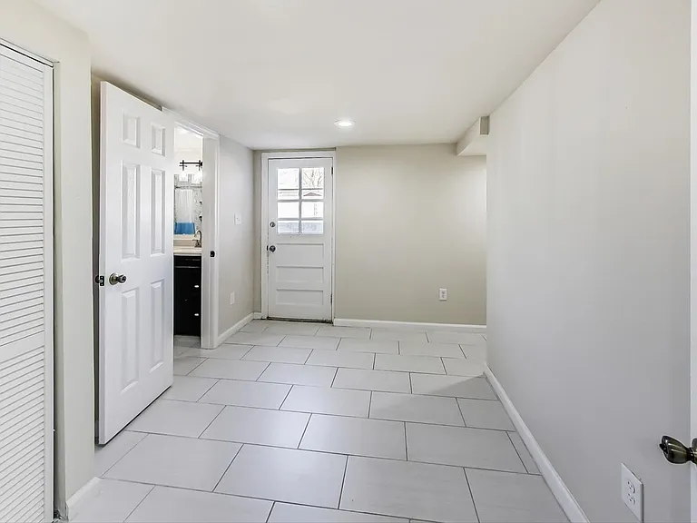 4617 Creek Shore Dr — Photo 30