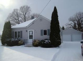 1269 Sheboygan St, Oshkosh, WI 54904