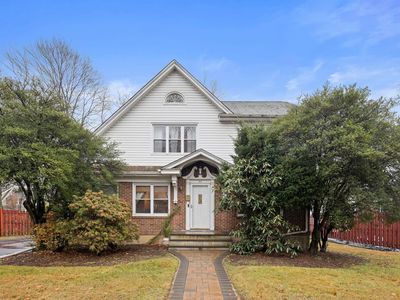 326 W Ivy Ln, Englewood, NJ, 07631