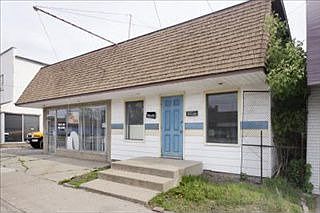 1st image of 1404 Michigan Ave E