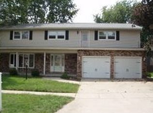 709 Ashton Ln N, Champaign, IL