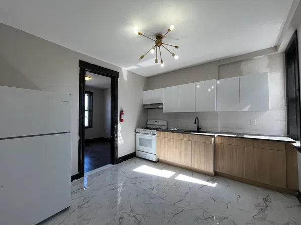 293 Griffith St, Jersey City, NJ