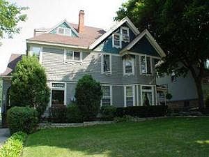 1st image of 419 E Washington St