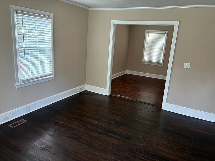 506 W Boundary St — Photo 2