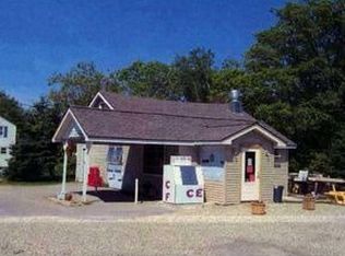 107 Eastern Ave, Boothbay Harbor, ME 04538