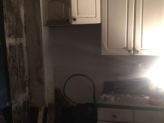 5th image of 3341 Hartville St