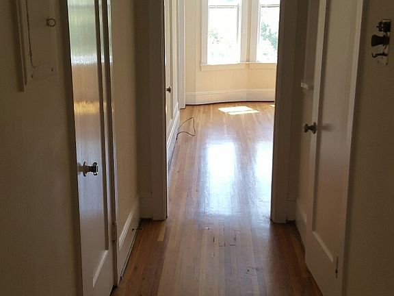 5th image of 2480 Washington St APT 402