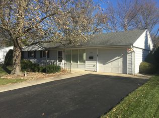 902 Hollyberry Dr, Joliet, IL 60435