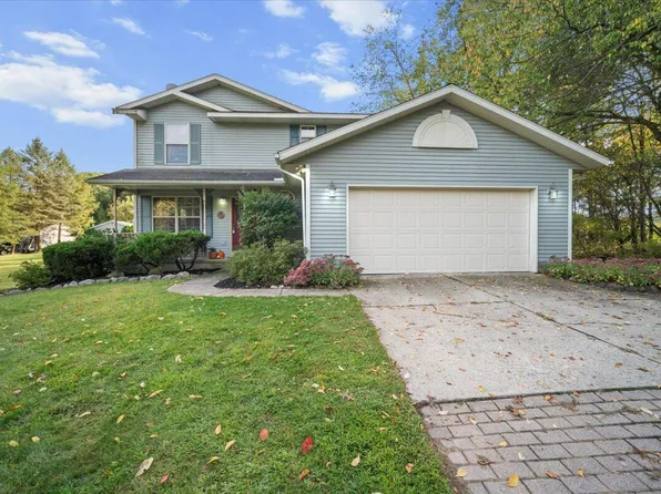 8965 Peck Lake Rd, Saranac, MI 48881