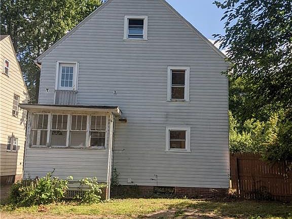 2nd image of 598 Highland Ave