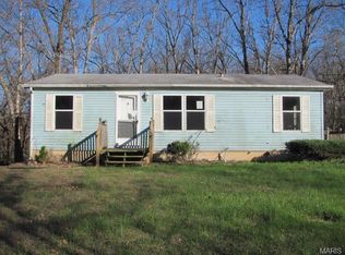 4463 Hudson Ln, Brighton, IL 62012