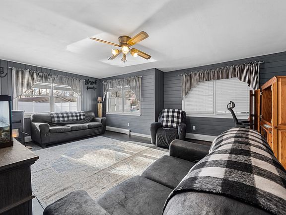 3rd image of 104 N Bend Road